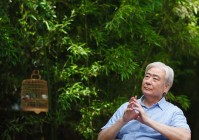首页_亚洲老汉：亚洲老年男性的独处与生活摄影作品