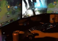 lol代打,英雄联盟除了豹女还有哪些英雄一看就是代练专属
