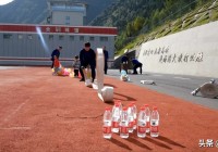 国庆节，不出警的“蓝朋友”在干什么？
