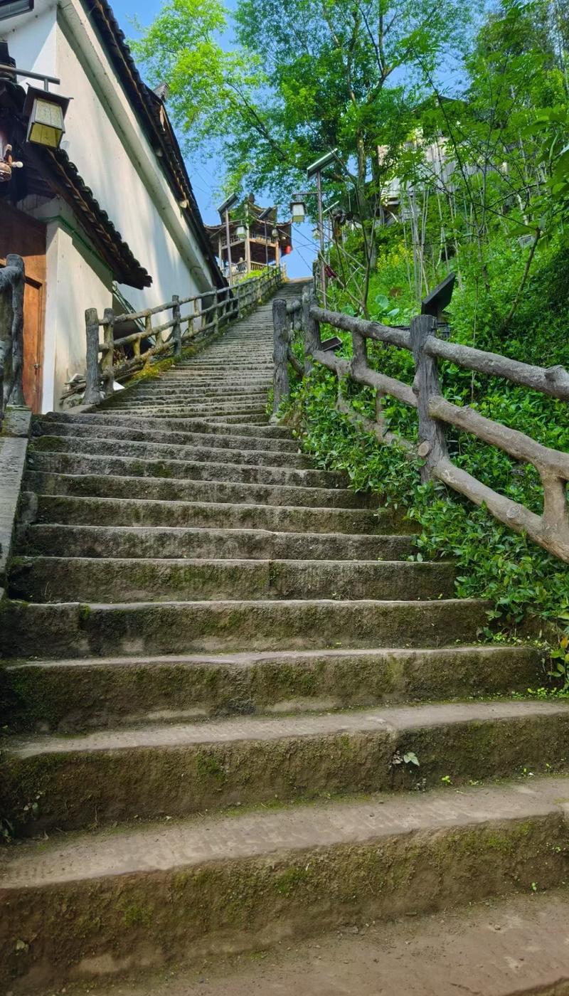 遗忘河契约首次登录即送水滴，7天任务奖励全攻略