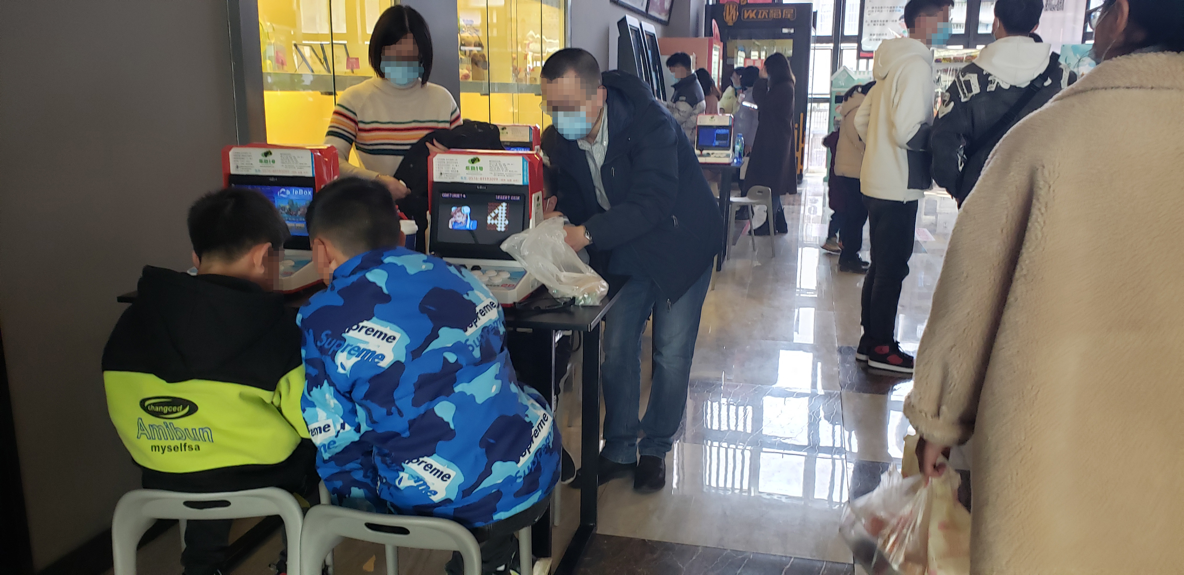 80年代FC盗版游戏机发展历程_MD游戏机兼容机历史_小霸王游戏模拟器下载