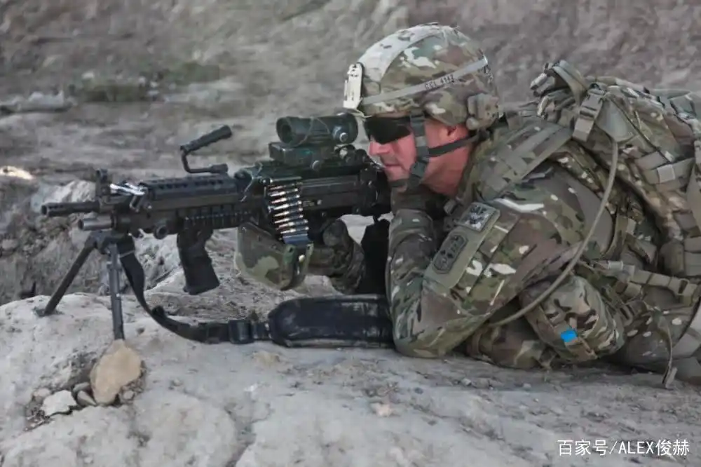 M249班用机枪_重机枪游戏_M249历史发展