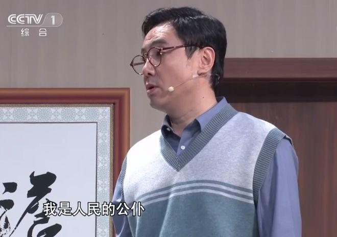 沈腾揭秘小品坑背后故事：春晚舞台上的不为人知瞬间