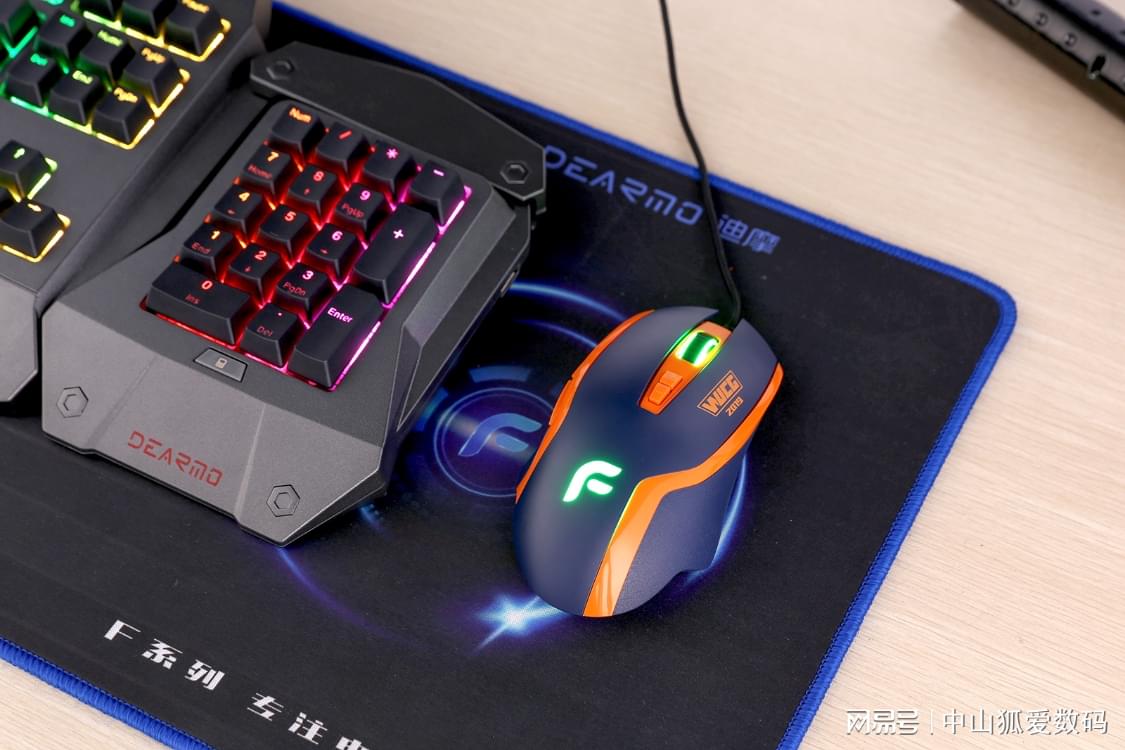 暴雪经典游戏推荐_魔兽争霸星际争霸暗黑破坏神守望先锋_游戏悍将刀锋1暴雪版