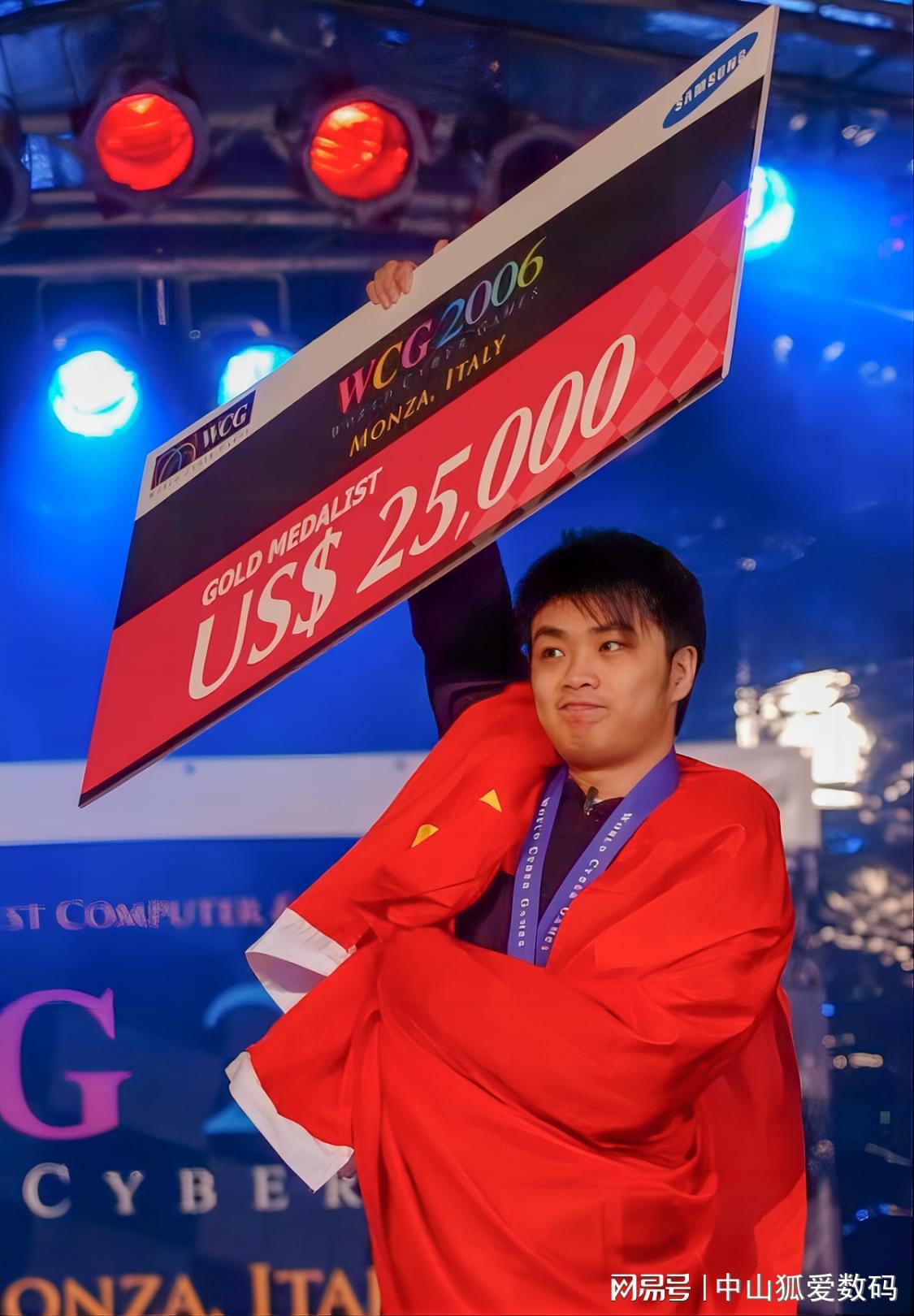 魔兽争霸星际争霸暗黑破坏神守望先锋_游戏悍将刀锋1暴雪版_暴雪经典游戏推荐