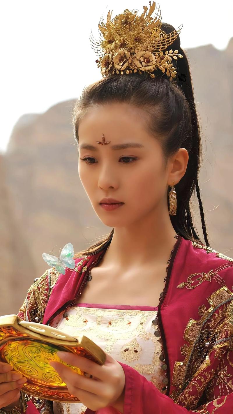 轩辕剑哪首主题曲最好听？不同版本不同感觉！