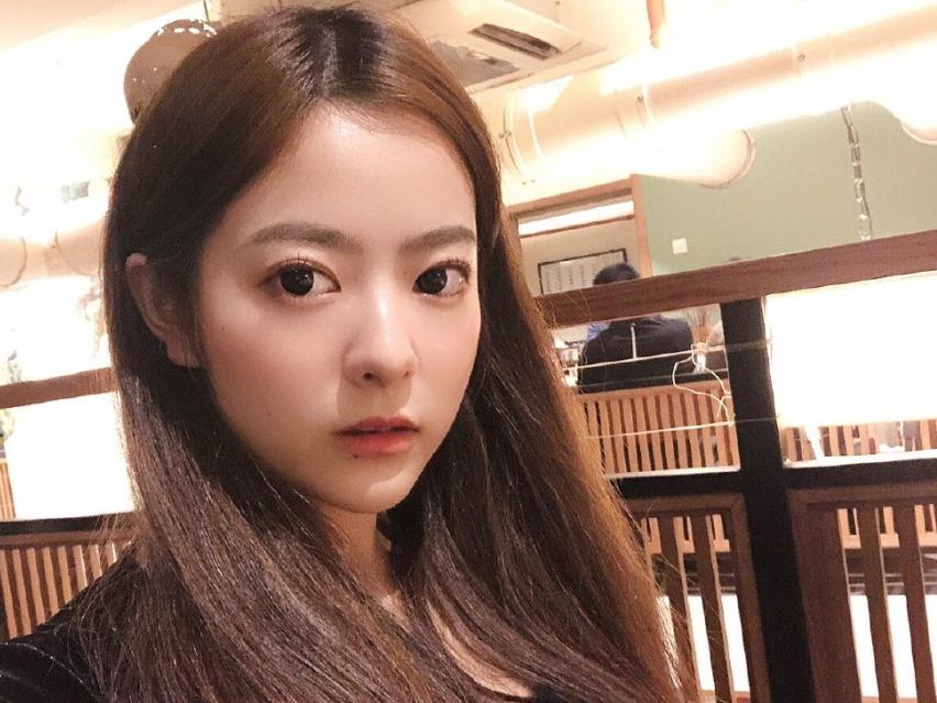 LOL一笔姐 解说能力提升 女性解说发展_lol游戏解说排行榜