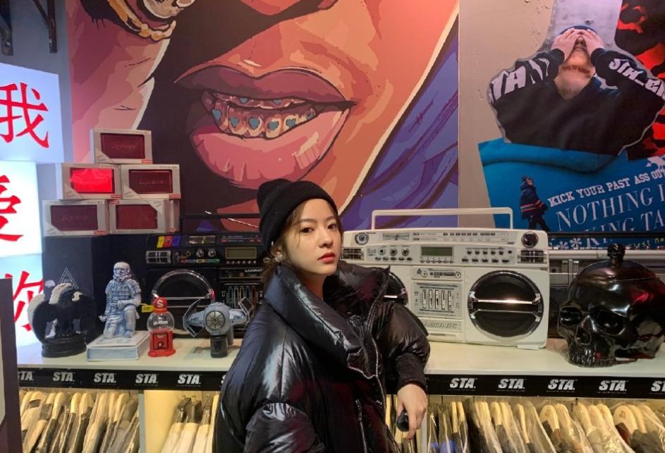 lol游戏解说排行榜_LOL一笔姐 解说能力提升 女性解说发展