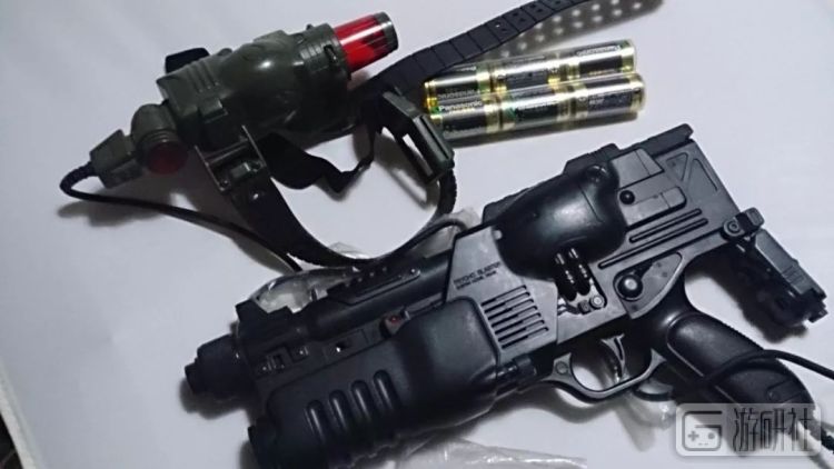 光线枪 游戏演_X-TAG手机APP游戏 红外线射击玩具枪 吃鸡游戏户外玩法