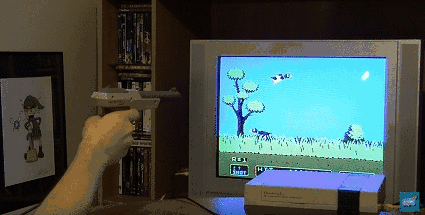 光线枪 游戏演_打鸭子游戏 神奇的八位元光线枪 电视发射信号光枪