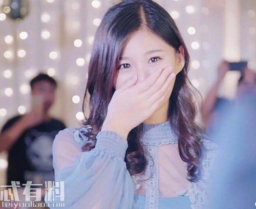 戚蓝尹个人资料_我家小两口戚蓝尹若风_戚蓝尹游戏直播间