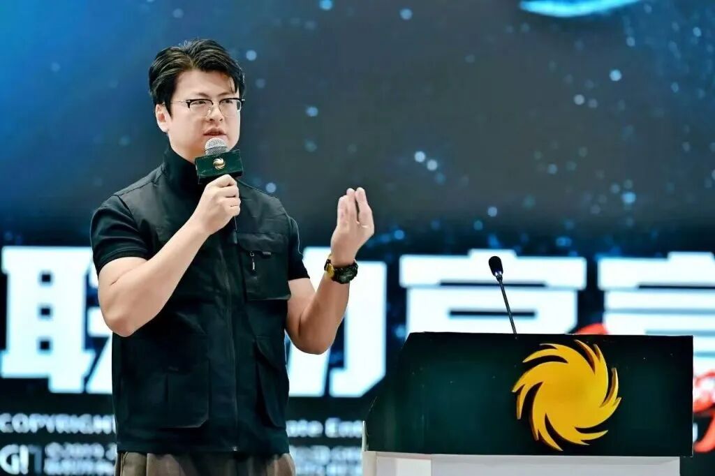 cf穿越火线电影_中国科幻产业报告2025 科幻游戏板块增长 穿越火线枪战王者 星云奖产业专项奖