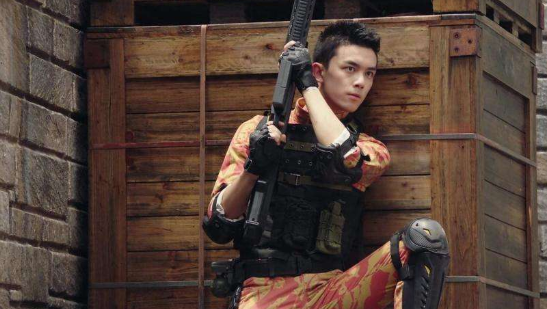 穿越火线电竞剧口碑分析_英雄联盟和穿越火线哪个好玩_鹿晗吴磊演技突破