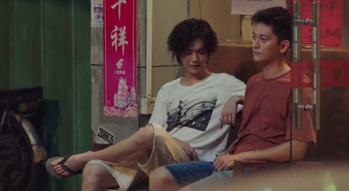 穿越火线电竞剧口碑分析_鹿晗吴磊演技突破_英雄联盟和穿越火线哪个好玩