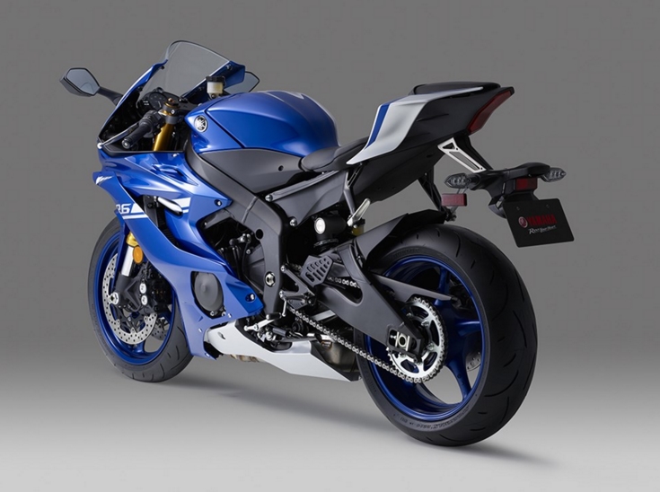 YAMAHA 新一代YZF-R6，帅气的实力派，价格也是惊人啊