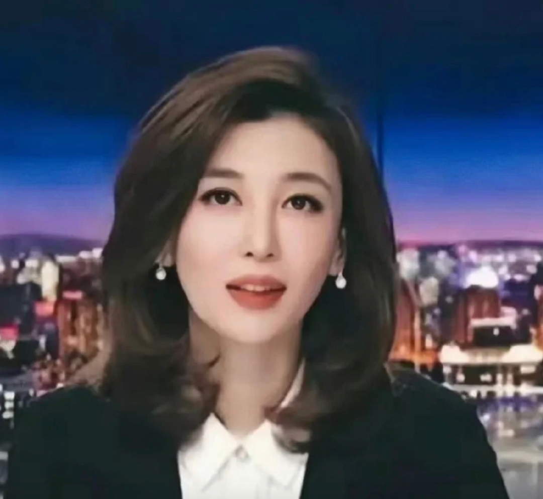 无人在意的角落，袁立阿姨确诊精神分裂了？