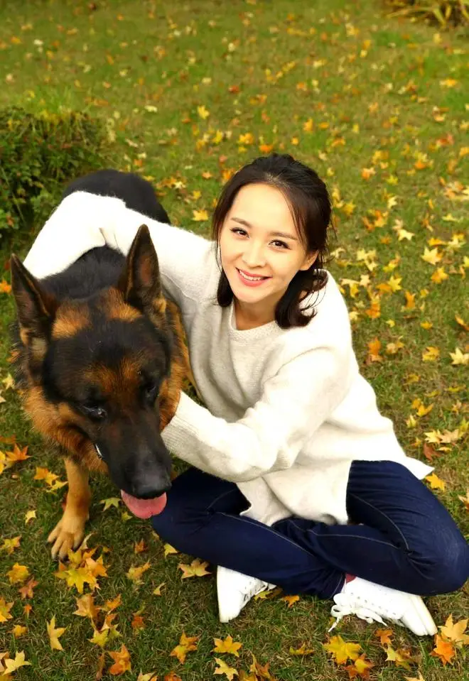 邓莎孩子都生了_邓莎婚后生活曝光_邓莎豪门婚姻真相