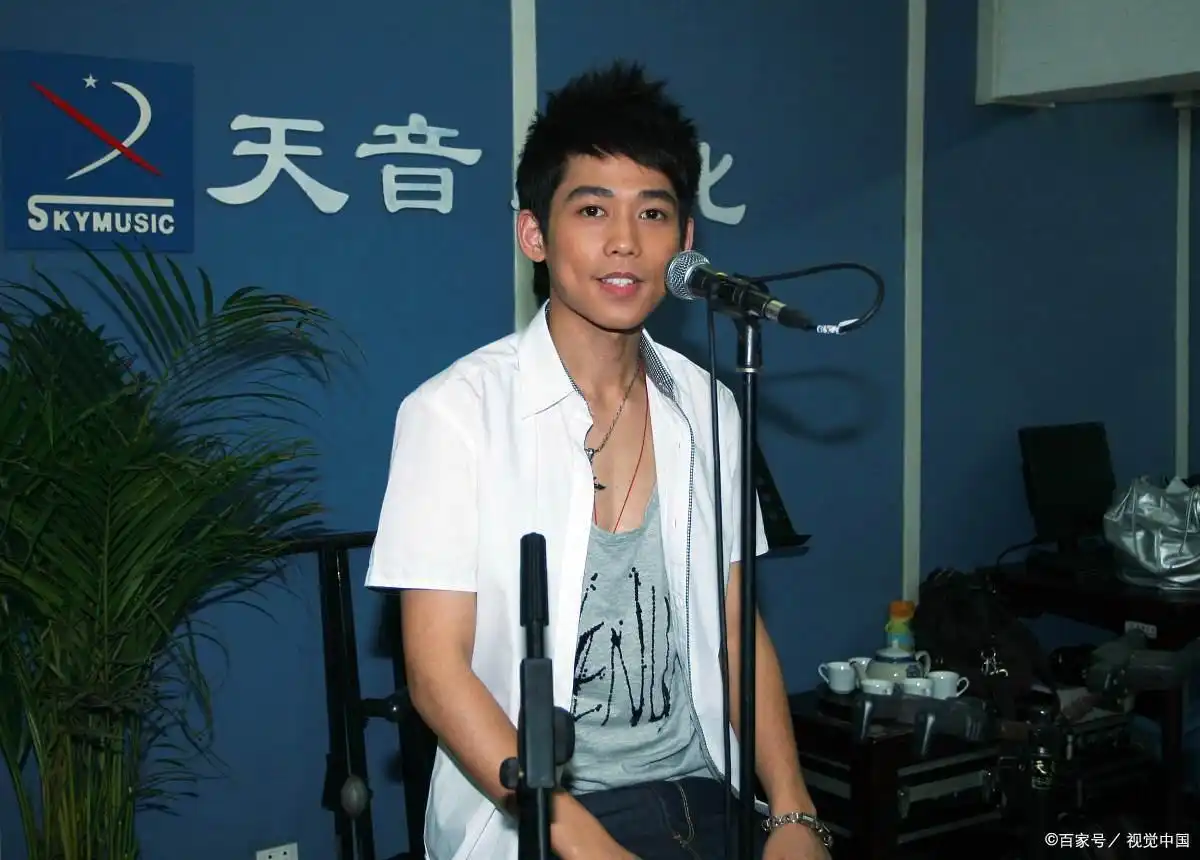 07快男排名：再就业男团爆火，陈楚生实力依旧，张杰演唱会开不停