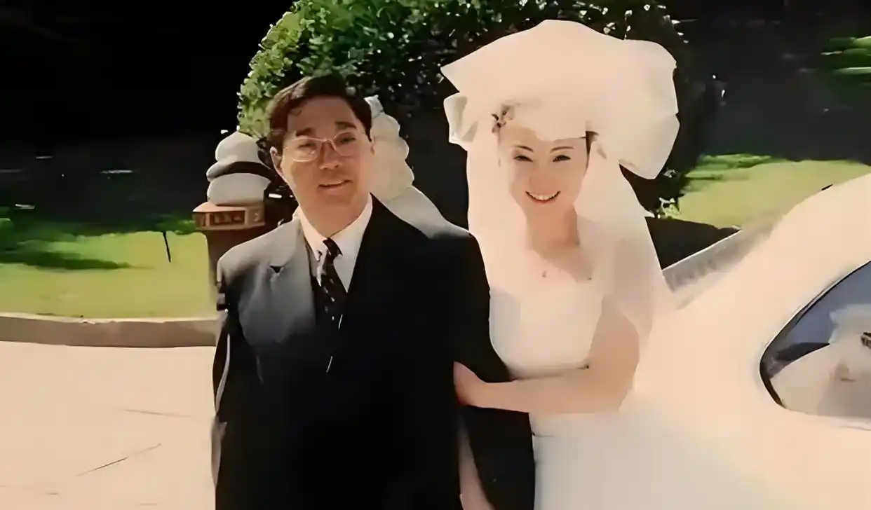 51岁王艳终于熬出头！婆婆去世、丈夫失联，23年忍辱终爆发
