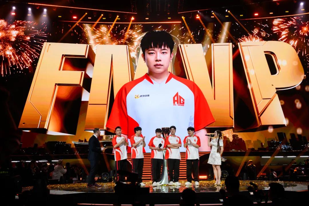 穿越火线wcg比赛视频_CF电竞体育化战略_CF电竞与传统体育跨界合作