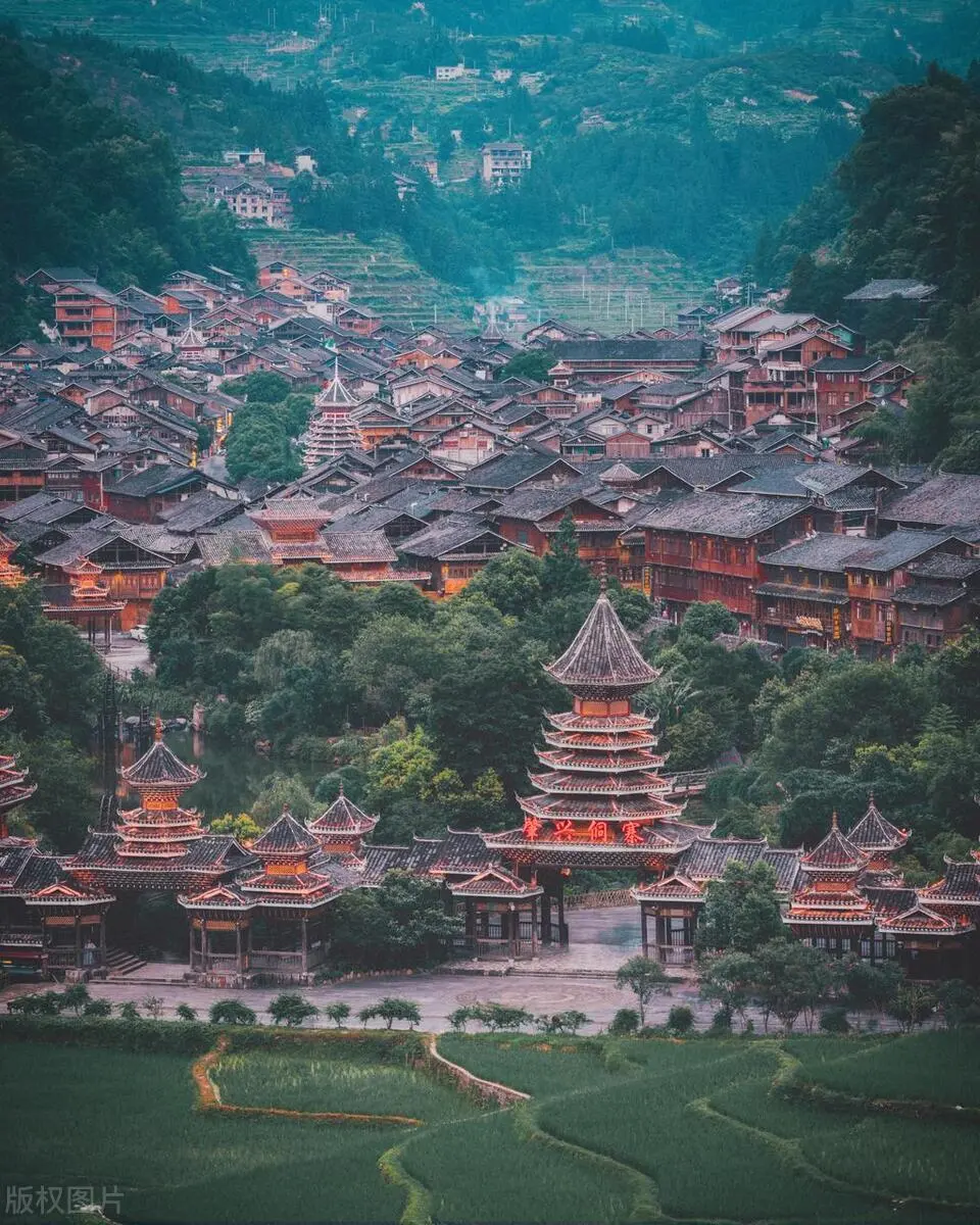 贵州旅游必去的15个景区，去过一半已经此生无憾，你去过了几个