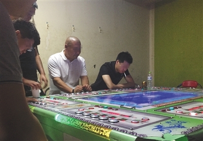 北京不少电玩城涉赌 疯狂捕鱼机一晚吞掉玩家7万4