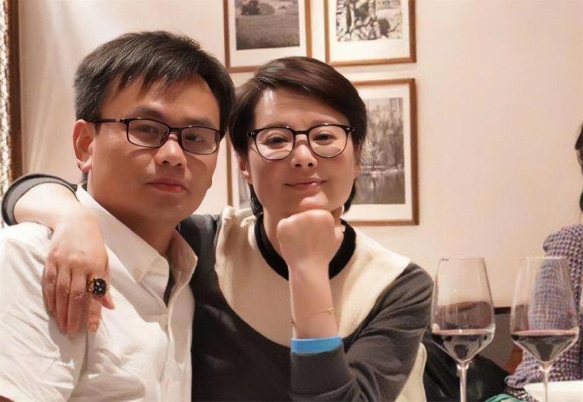 17年后，再看徐威，才明白他当年为何离开袁立娶世界冠军张怡宁