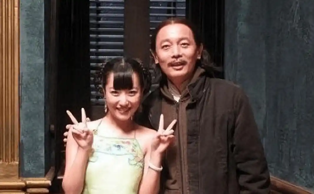 赵铭 让子弹飞 爆红_让子弹飞中赵铭出现的时间