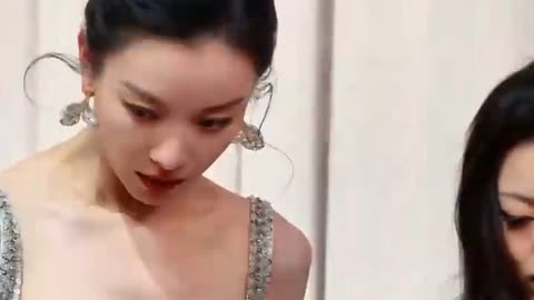 倪妮和赵今麦、张婧仪站一起，吸引全场目光 - 倪妮和赵今麦、张婧仪站一起，吸引全场目光