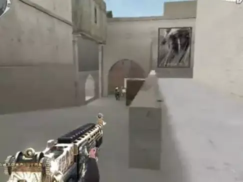 CF陈子豪解说寄生生化:有惊无险,差点被偷了菊花