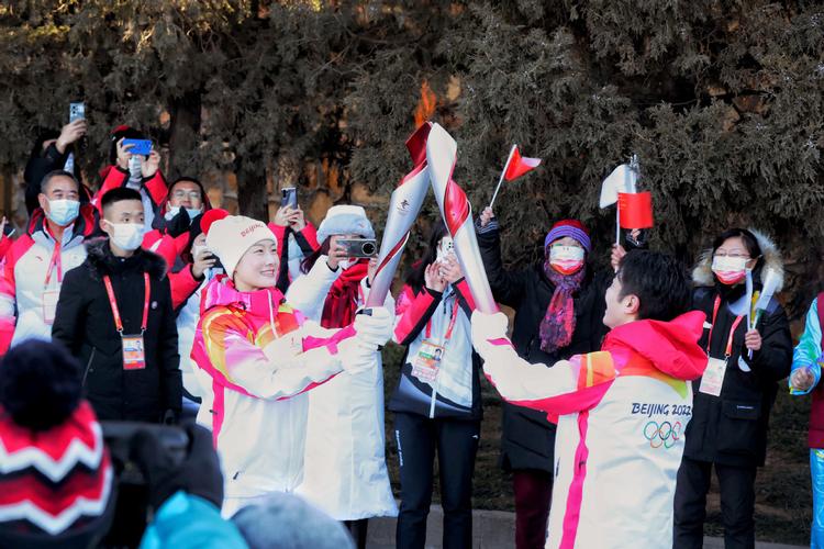 地铁回归设置回中文_中国地铁站名中英文变化_地铁站去英语化政策