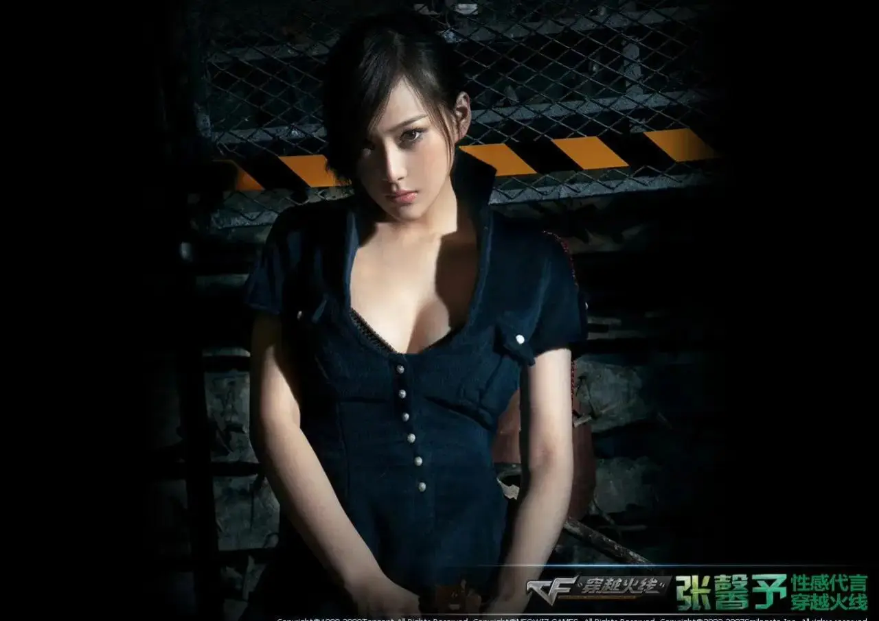 张馨予穿越火线特警形象写真_穿越火线神秘少女图片_张馨予穿越火线代言丧尸装束