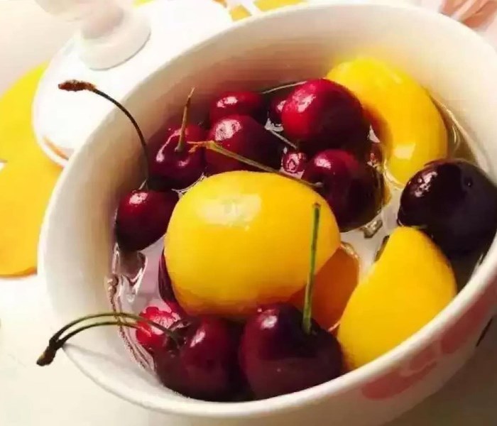 大胖桃罐头创始人_桃罐头制作步骤_自制黄桃罐头方法